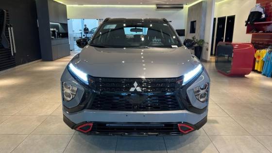MITSUBISHI ECLIPSE CROSS 1.5 MIVEC TURBO GASOLINA HPE BLACK CVT
